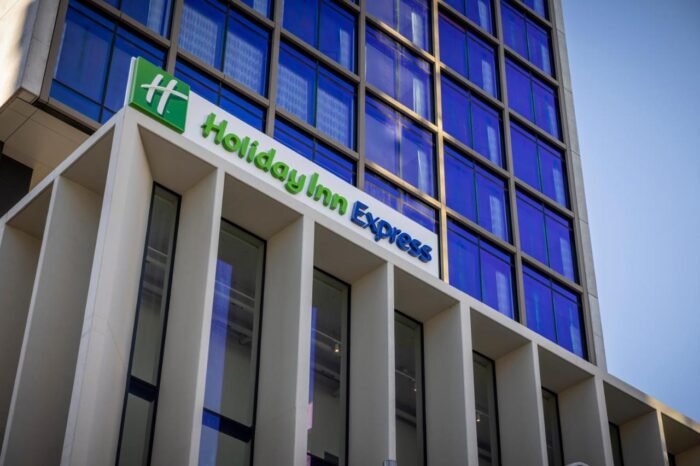 Holiday Inn Express Auckland City Centre by IHG - Image 1